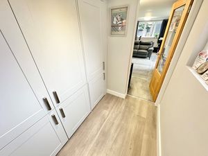 Glen Road Great Sutton